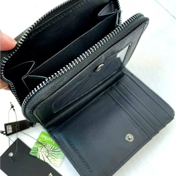 NWOT Badgley Mischka Croc Black Colored Wallet - Picture 8 of 15